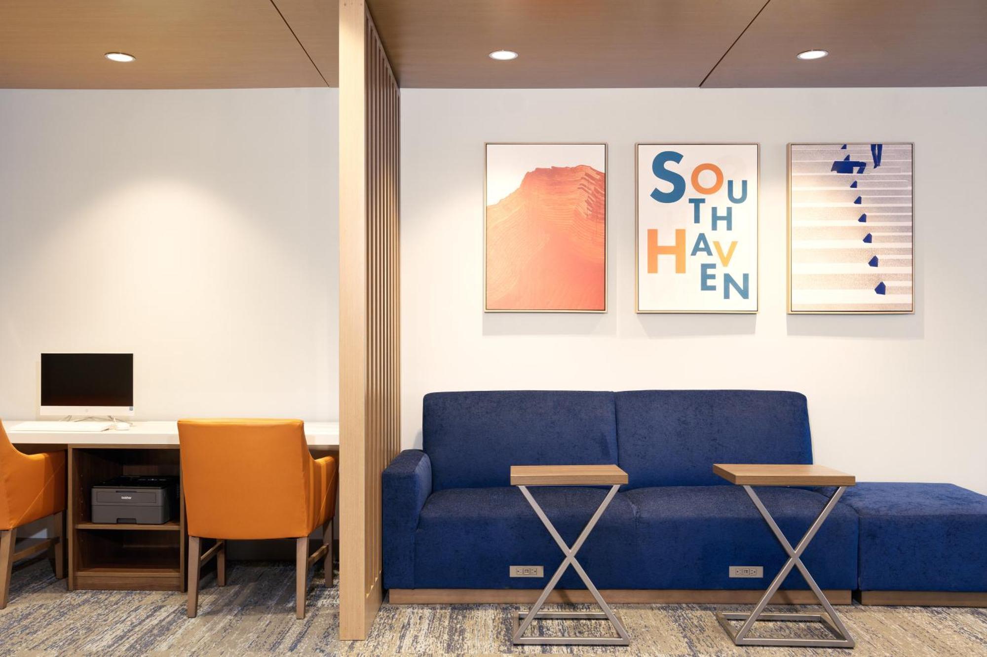 Holiday Inn Express Hotel & Suites Terre Haute By Ihg Esterno foto
