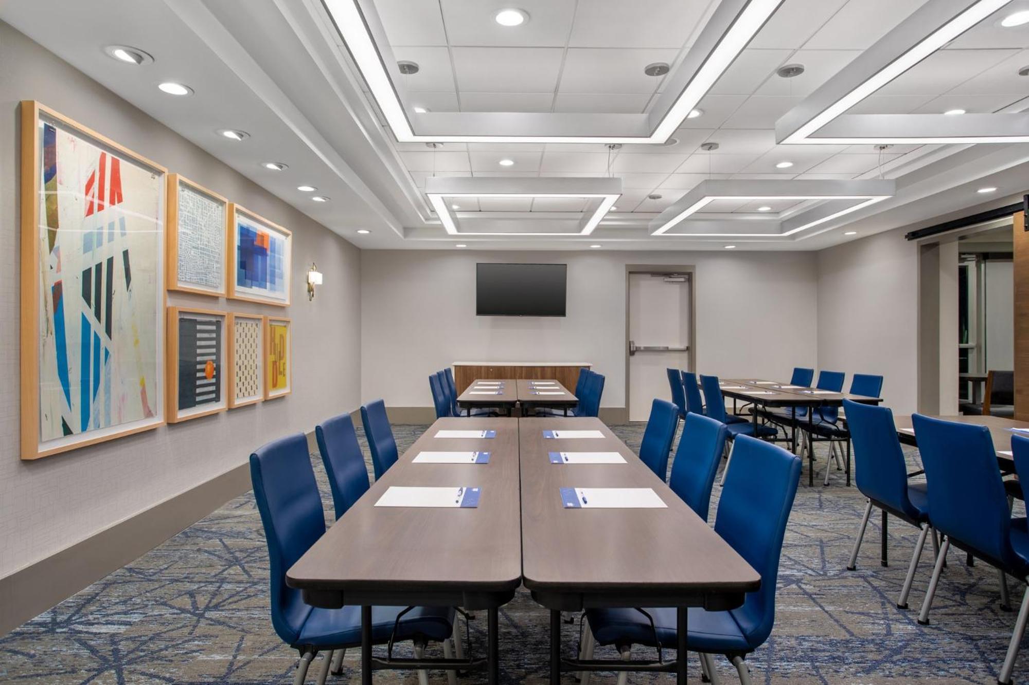 Holiday Inn Express Hotel & Suites Terre Haute By Ihg Esterno foto