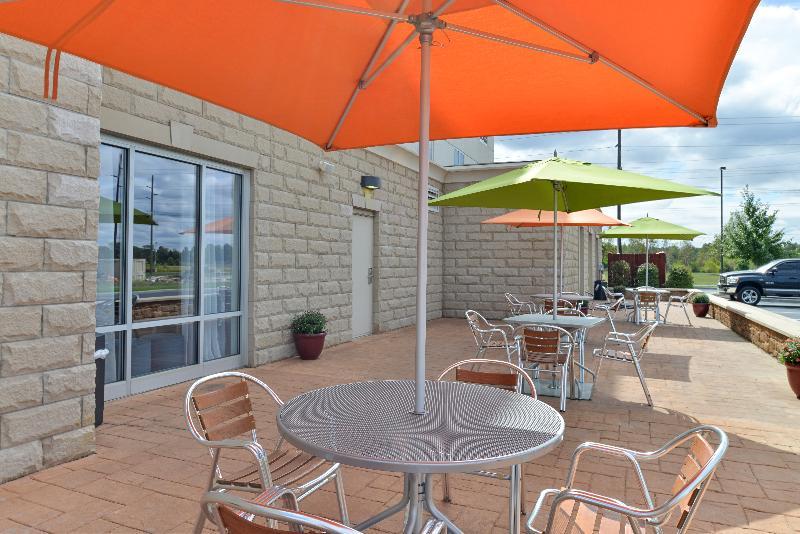 Holiday Inn Express Hotel & Suites Terre Haute By Ihg Esterno foto